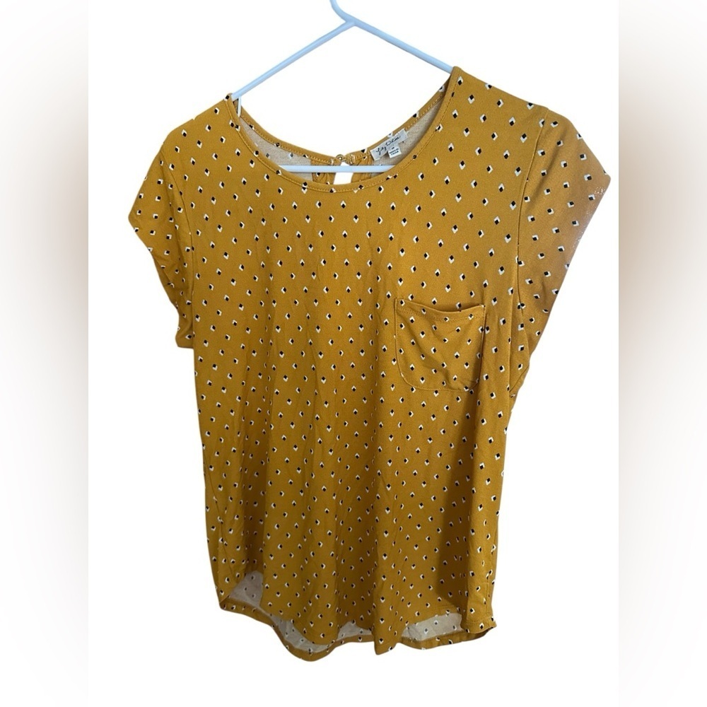 Lily White Yellow Polka Dot Short Sleeve Tee